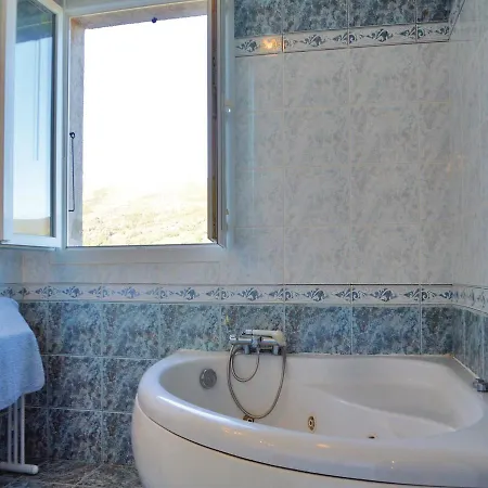 Two-bedroom In Lejlighed
